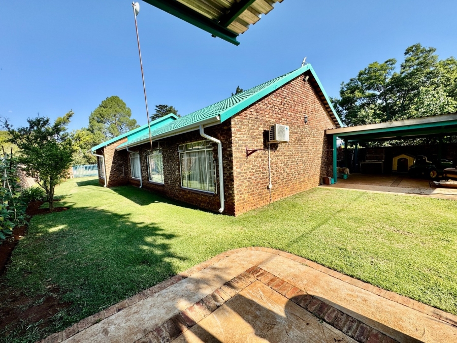 3 Bedroom Property for Sale in Die Bult North West